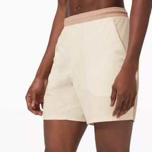 Lululemon Pace Breaker Short 7” LinerLess in size Small in Cafe Au Lait